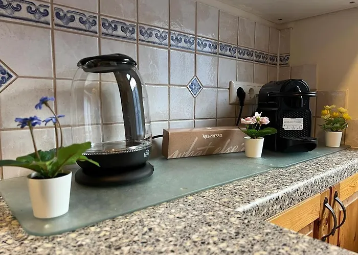 90 M2 Stylish With Free Parking Відень